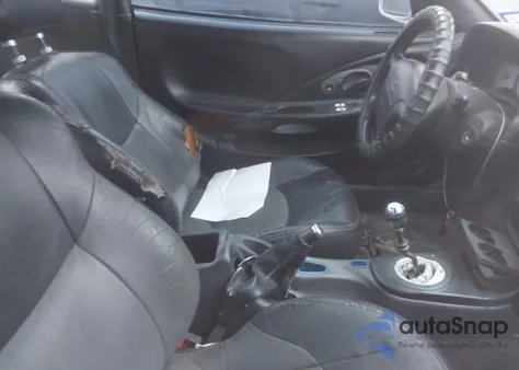 2000 Hyundai Tiburon Base Pkg 1, 2 5/Base Pkg 3 4 z USA, uszkodzony, nr VIN KMHJG35F6YU167638